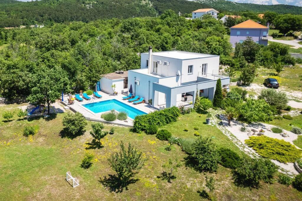 Private Luxury With Pool -lola - *